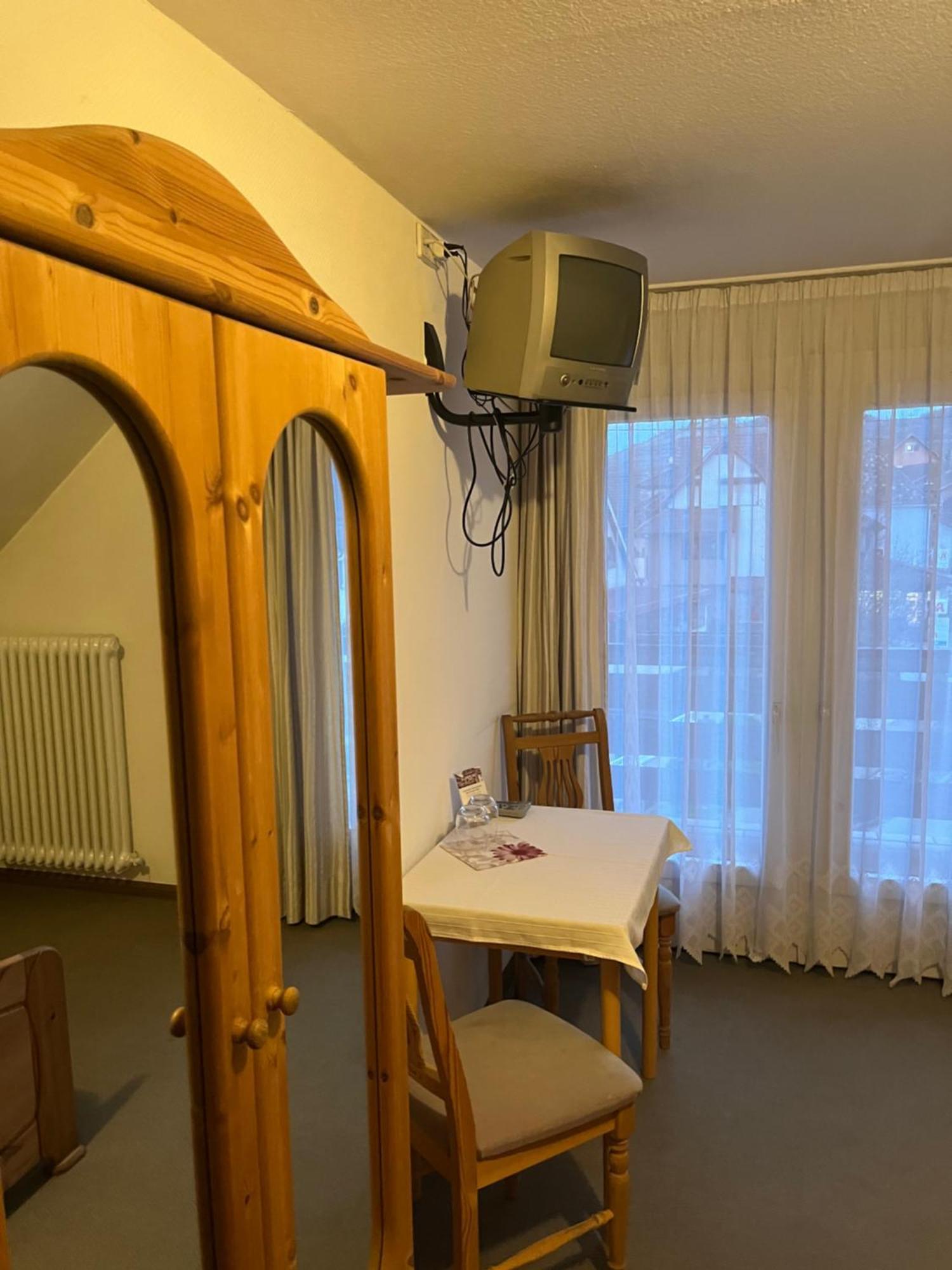 Gasthaus Baeren Niederrotweil Extérieur photo